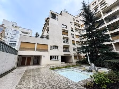 possibilité de cessions de parts de sci 3.900.000 euros nv