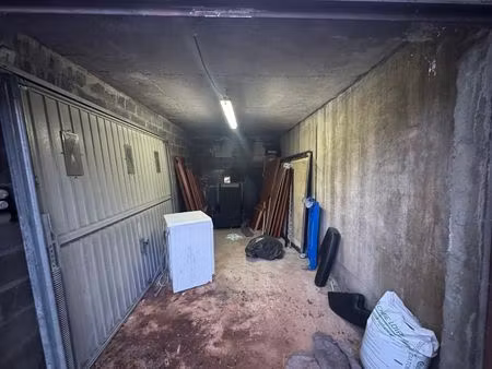 box fermé à vendre – quartier princesse  le vésinet