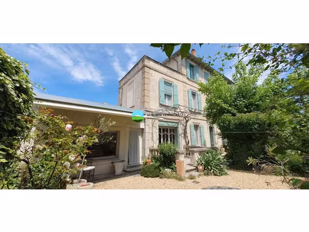 vente maison 7 pièces 170 m² à carpentras (84200)  369 000 €
