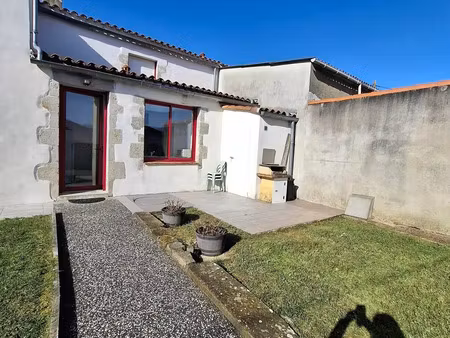 location maison meublé à legé (44650) : à louer meublé / 78m² legé