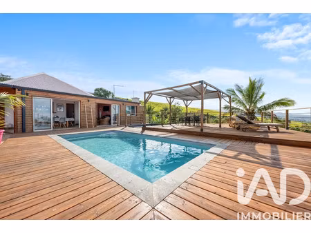 vente maison 6 pièces 190 m² à l'etang sale (97427)  645 000 €