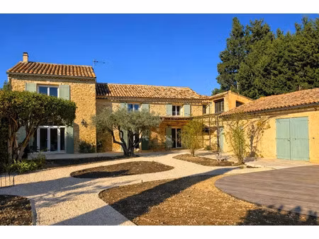 vente maison 4 pièces 200 m² à sarrians (84260)  840 000 €