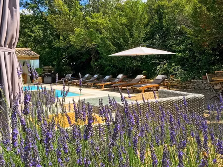 vente propriété 5 pièces 127 m² à saignon (84400)  718 750 €