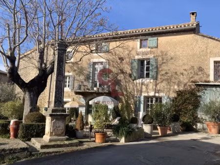 vente maison 9 pièces 285 m² à cabrières-d'avignon (84220)  950 000 €