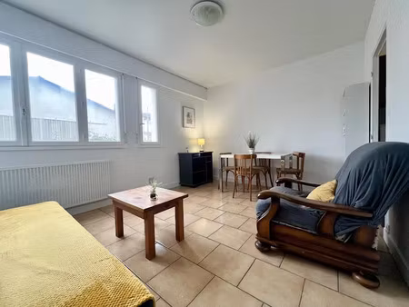 location meublée appartement 1 pièce 24 m² à marmande (47200)  300 €