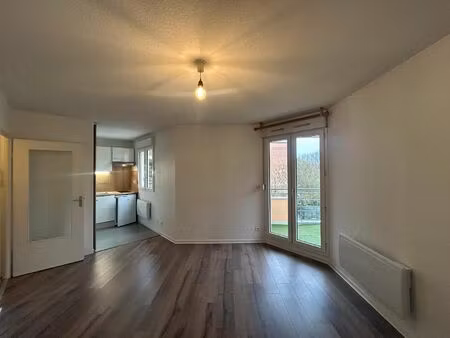 location appartement 1 pièce 29 m² à toulouse (31100)