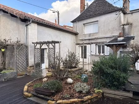 maison de ville à vendre proche thouars à mauzé thouarsais - 7 pièces  182 m²