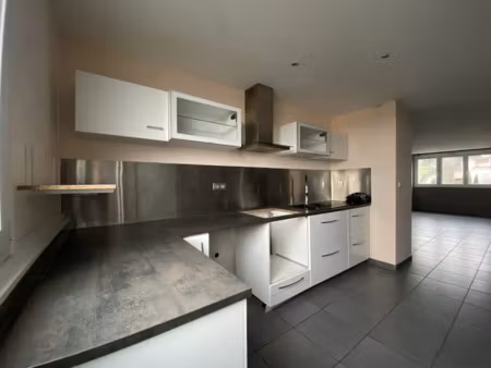 vente appartement 5 pièces 93 m² à saint-etienne (42000)  95 000 €