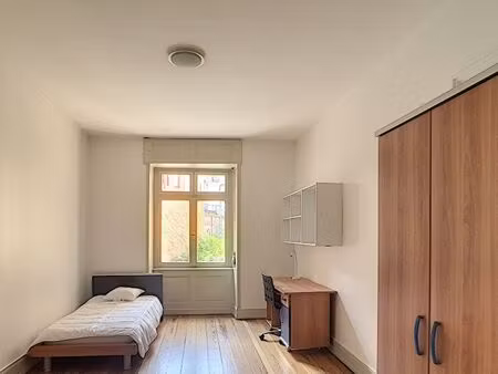 location appartement 3 pièces 93 m² à strasbourg (67000)