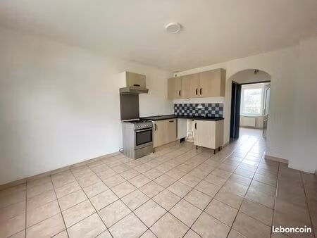 appartement f2 rénové rdc