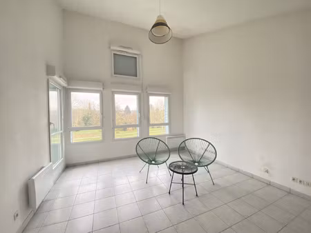 salouel - appartement t2 avec balcon et parking - résidence