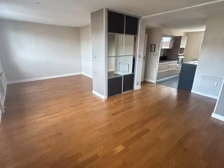 à louer bel appartement t4 - 67 m² - besançon (secteur palente)