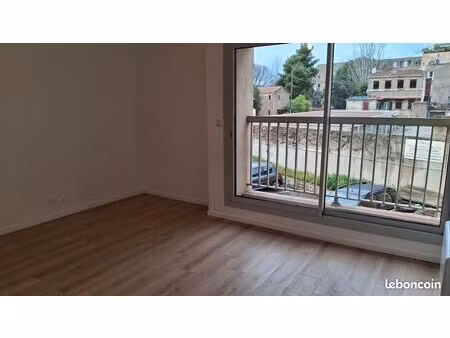 studio rénové -24m² à la timone