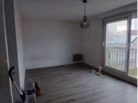 apparemment avec garage