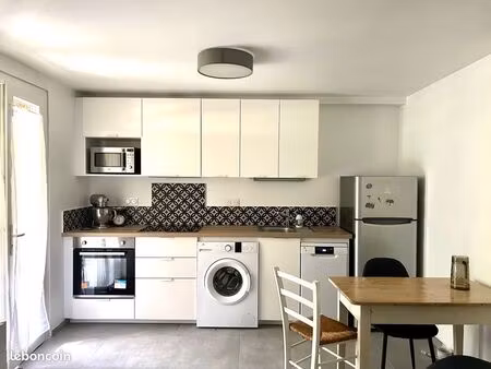 t2 vals les bains au mois