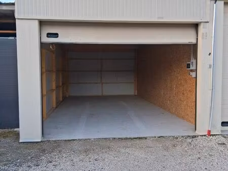 garage