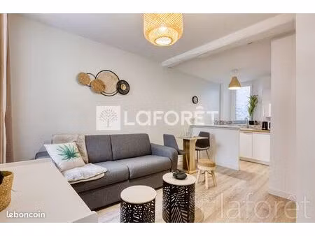 studio 1 pièce 22 m²
