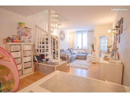 maison 4 pièces 81 m²