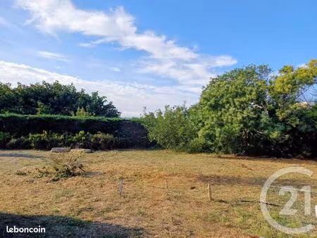 terrain 1 559 m² serignan