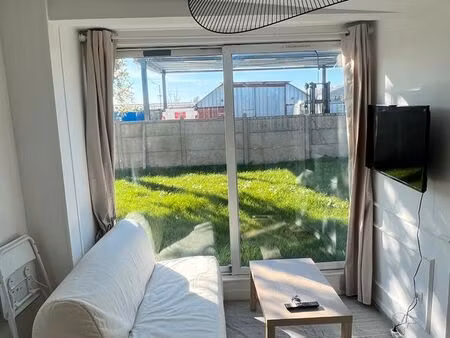 appartement meublé 2 pièces – t2 - 25 m² - en face de la seine