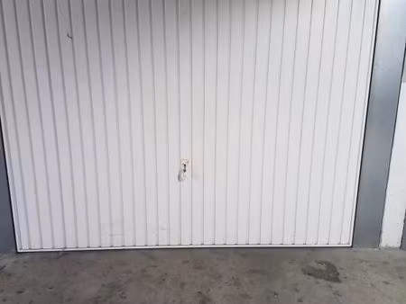 garage/box 12 m² marseille