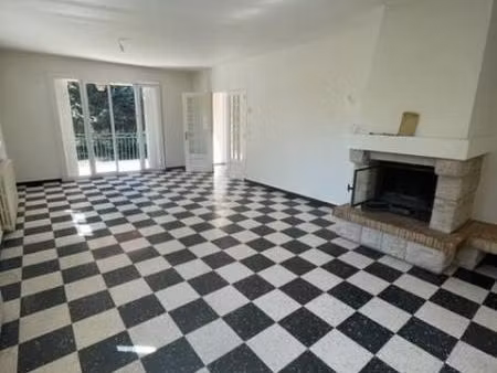 maison 6 pièces 156 m²