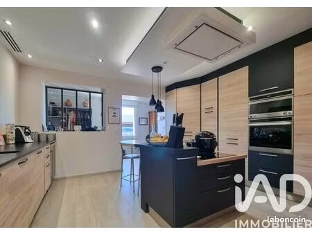 maison 6 pièces 183 m²