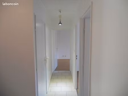 t3 rez de chaussée surélevé