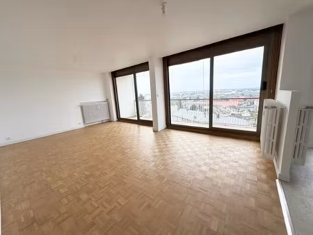 location appartement 3 pièces 75 m² à le mans (72000)  950 €