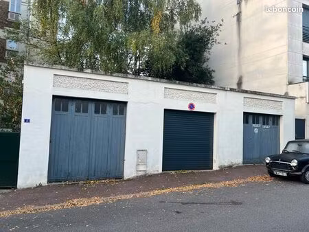 location box fermé à saint cloud