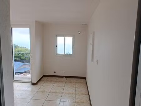 location t3 la chaloupe saint leu