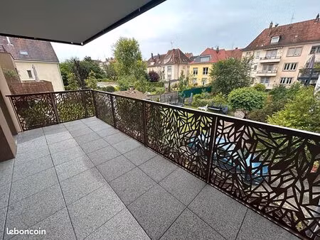 appartement 3 pièces 64 m²