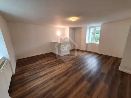 buc rue louis blériot - 2 pièces en duplex