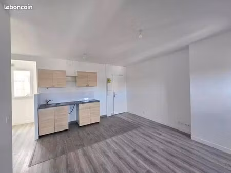 appartement 2 pieces disponible