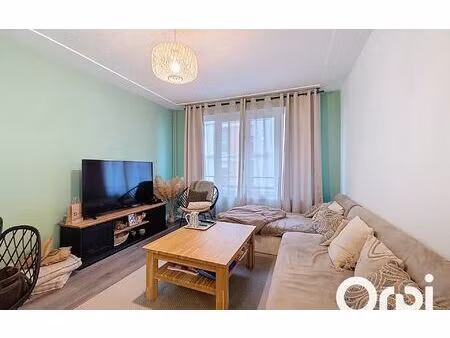 appartement vichy 61.02 m² t-3 à vendre  139 900 €