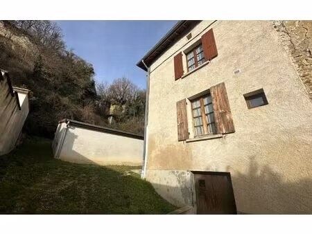 maison crépol 78 m² t-3 à vendre  117 500 €