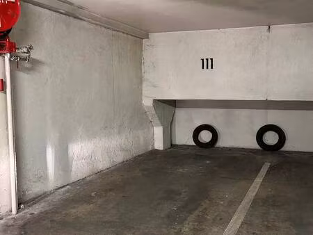 parking à louer