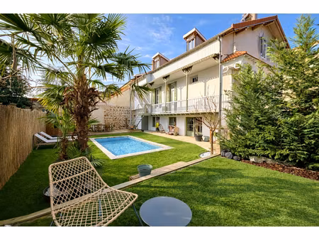 belle maison avec cachet - centre-ville - piscine - 6 pièce(s) 170 m2