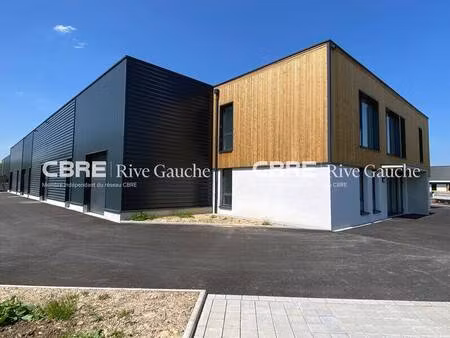 local d'activités à louer