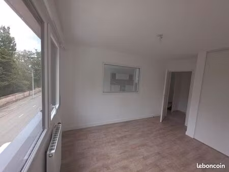 t2 bis  neuf  spacieux et lumineux + garage quartier de la préfecture