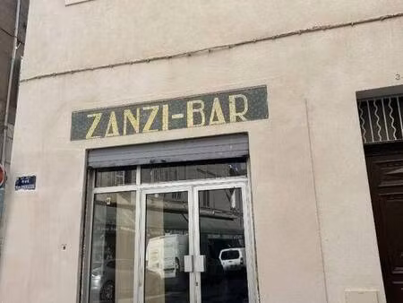 local commercial à louer