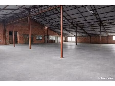 location batiment/boxs stockage