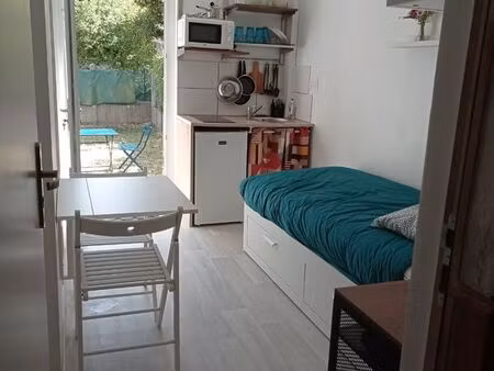 studio de 12 m2 avec jardin privatif