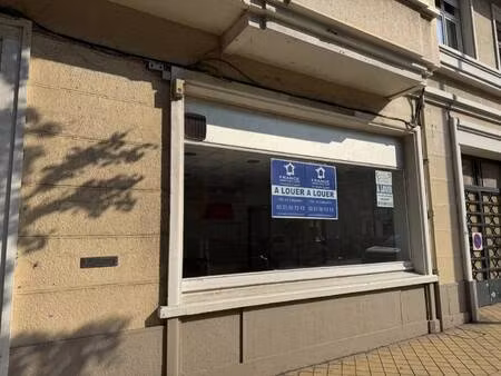 local commercial à louer