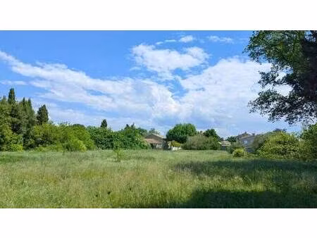 terrain constructible viabilisé à vendre