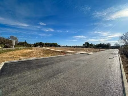 terrain constructible viabilisé à vendre