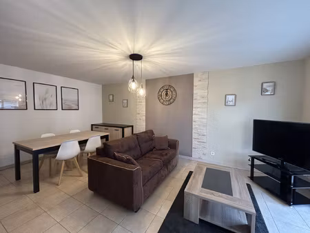 bel appartement t4 meublé balcon - saint-julien-les-villas