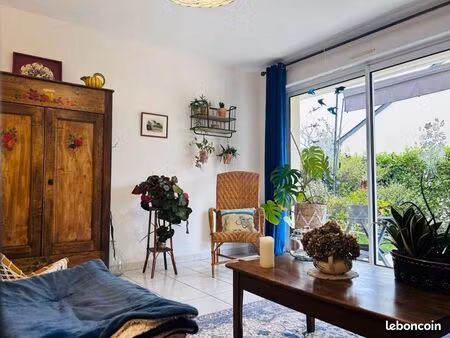 appartement 2 pièces 50 m²