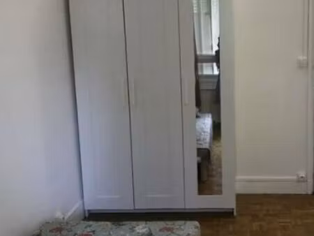 chambre 1 pièce 12 m²