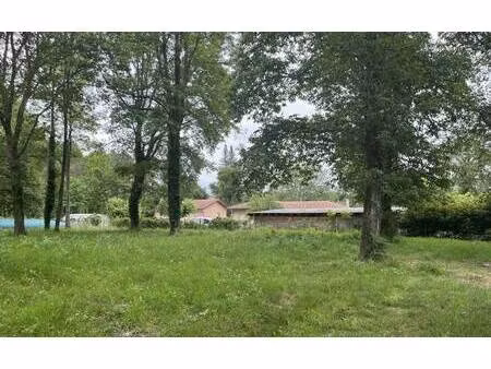 terrain constructible viabilisé à vendre